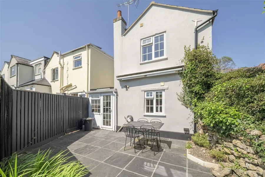 Property Image 12