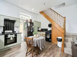Owlet Road, Shipley thumb 2