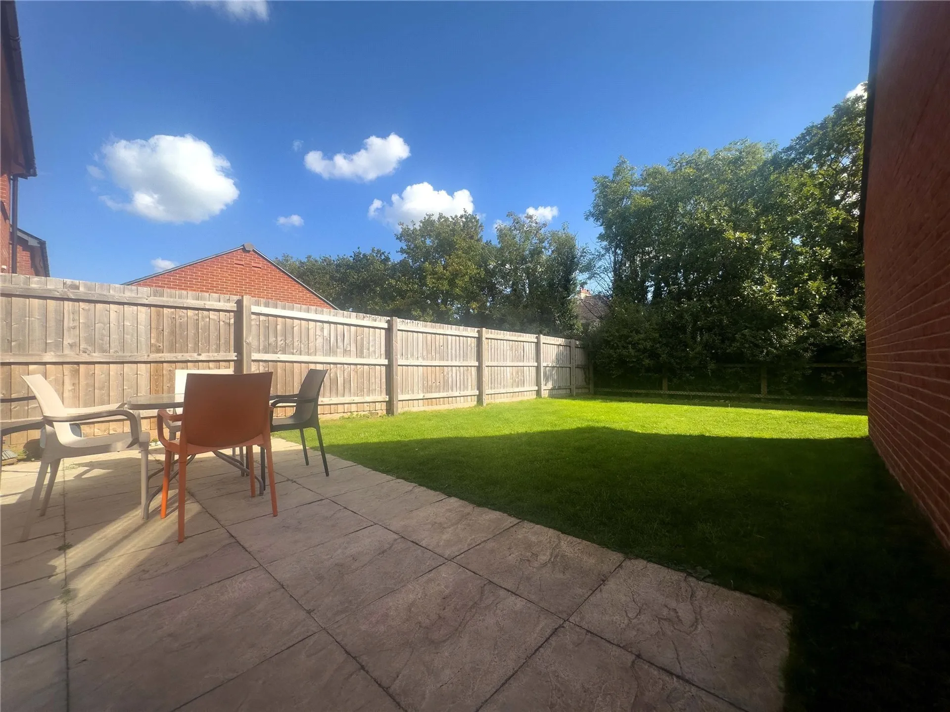 Property photo top 1