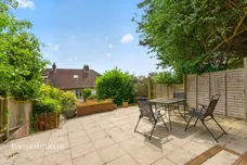 Garlands Road, Redhill