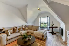 High Hilden Close, Tonbridge, TN10 photo 1