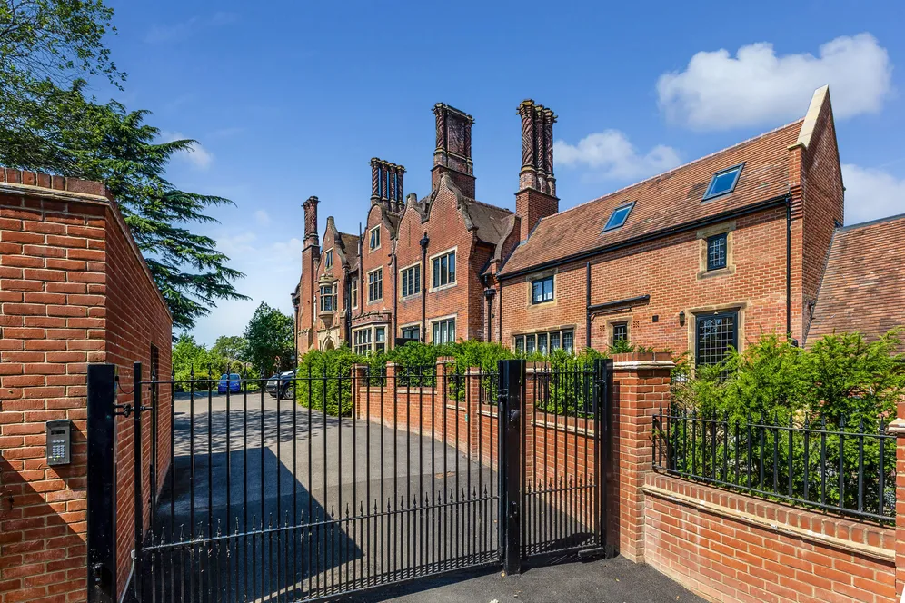 High Hilden Close, Tonbridge, TN10 photo 3