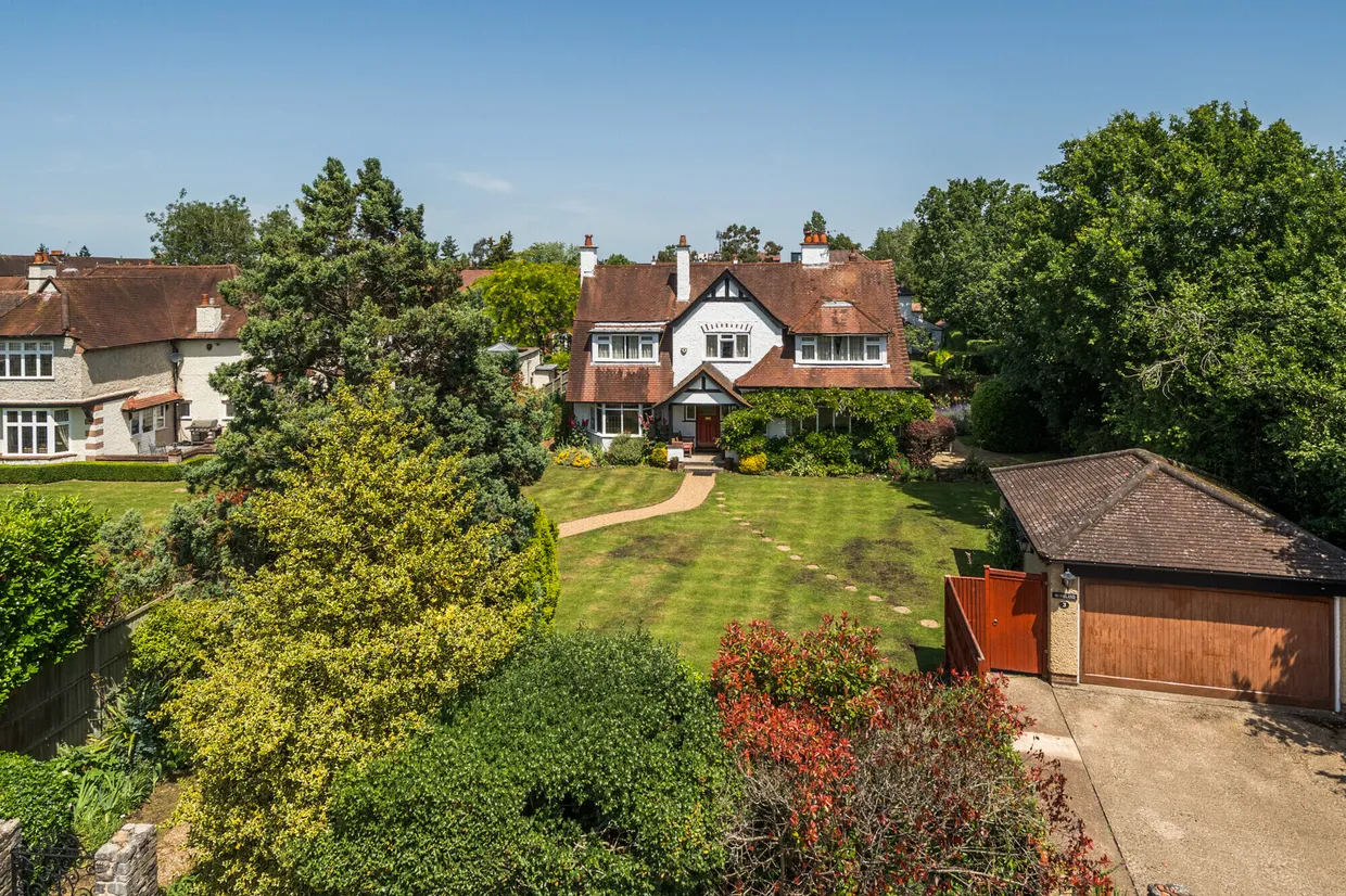 Fulmer Way, Gerrards Cross, SL9 photo 1