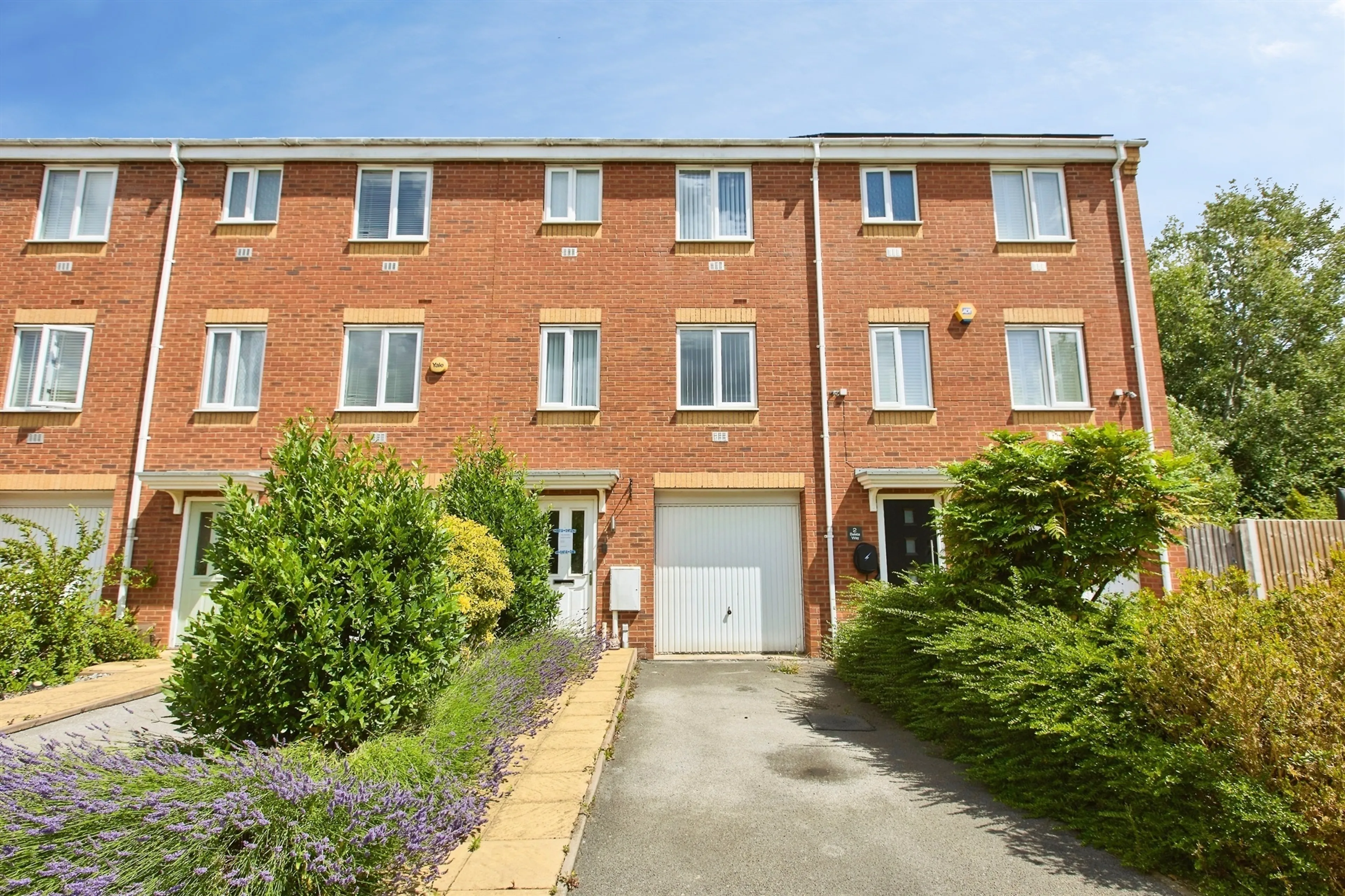 Property photo 0
