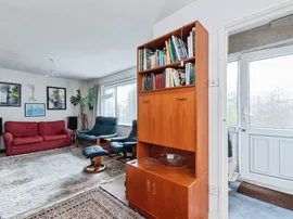Elms Close, Sandleheath, FORDINGBRIDGE thumb 3