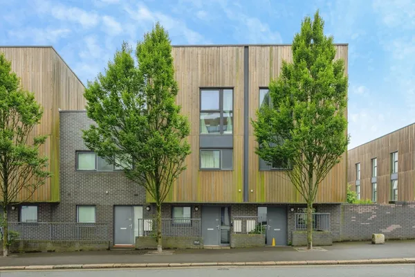 Millbay Road, Plymouth, Devon, PL1
