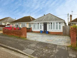 Greenwood Avenue, Laverstock, Salisbury photo