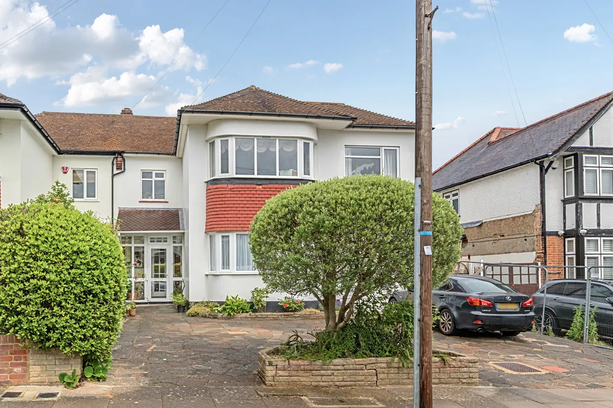 Hill Crescent, Totteridge, N20 photo 20