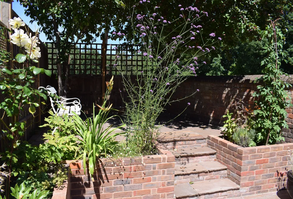 Gold Hill East, Gerrards Cross, SL9 photo 16