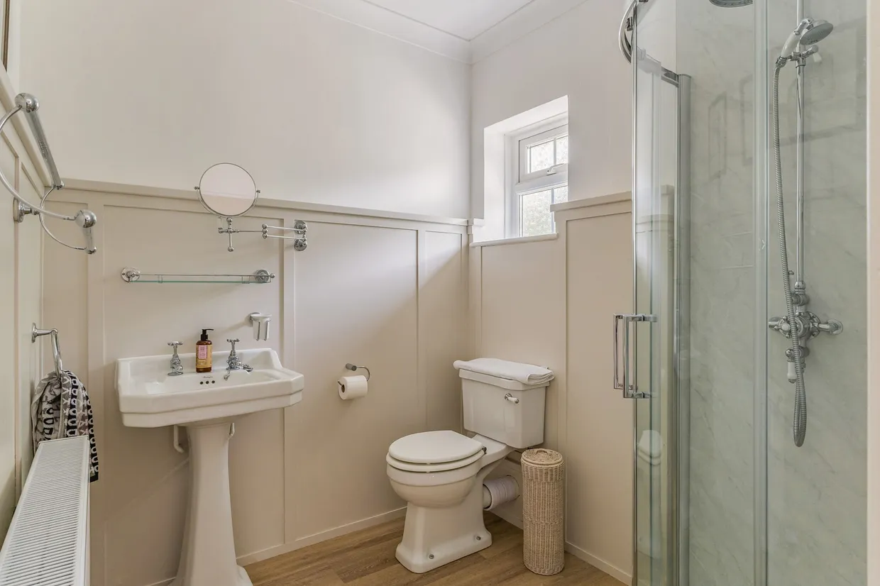 Westbury Road, Warminster, BA12 photo 17