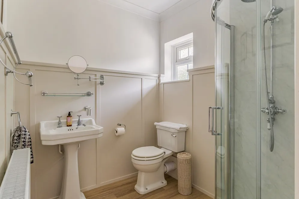 Westbury Road, Warminster, BA12 photo 17