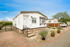 Orchard Park, Elton, Chester