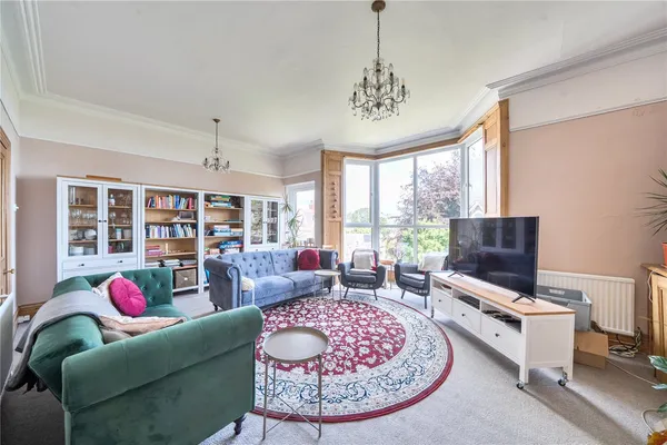 Eaton Crescent, Swansea, SA1