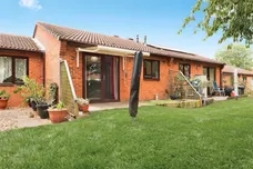 De Lisle Court, Loughborough