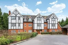 Devenish Road, Sunningdale SL5 photo 1