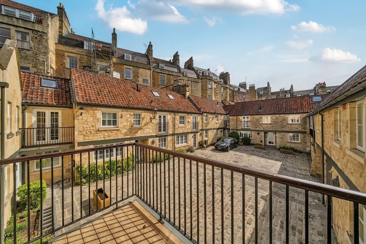 Circus Mews Bath BA1 photo 2