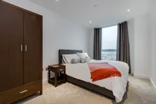 Nine Elms Point, 50 Wandsworth Road London SW8 photo 7