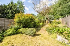 Croxley Green, WD3 photo 12