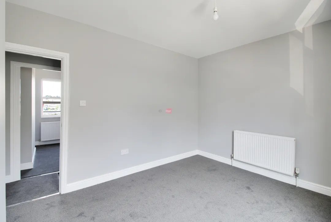 https://mr0.homeflow-assets.co.uk/files/photo/image/47753/1508/_x_/24017_rdhacb_1666130654_IMG_5.jpg