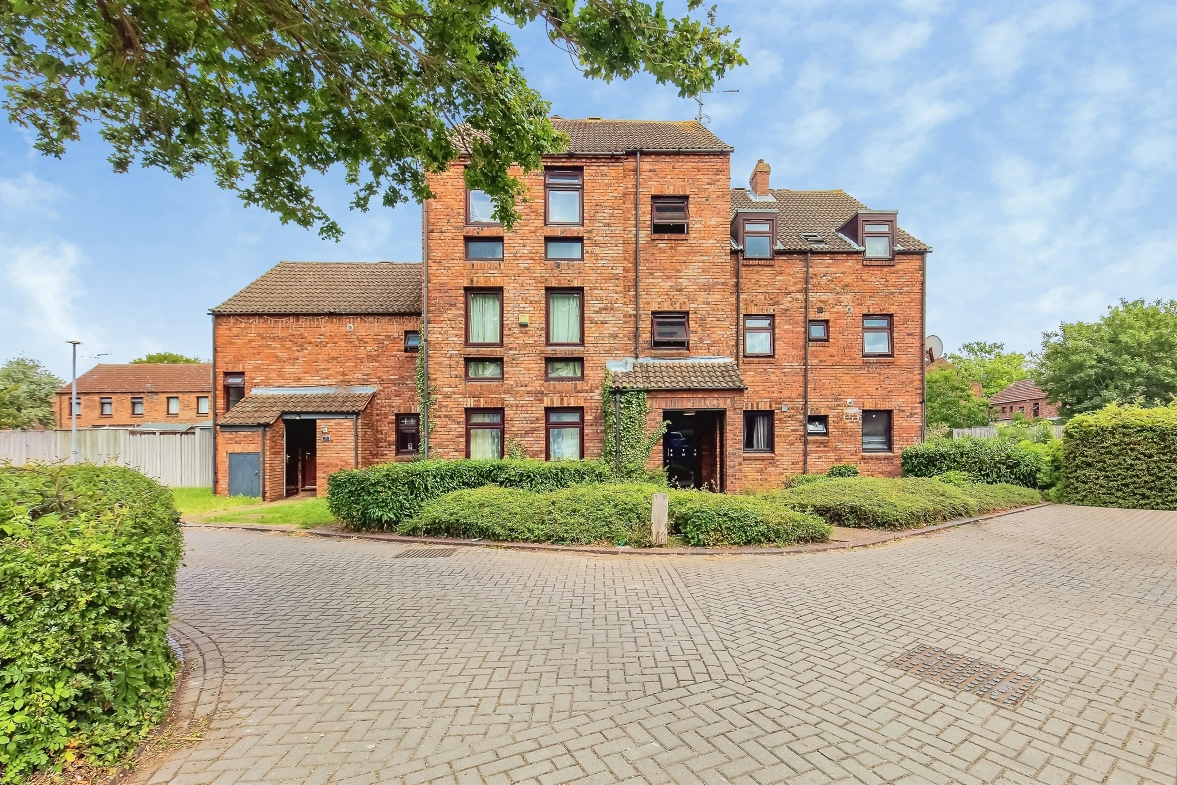 Property photo 0