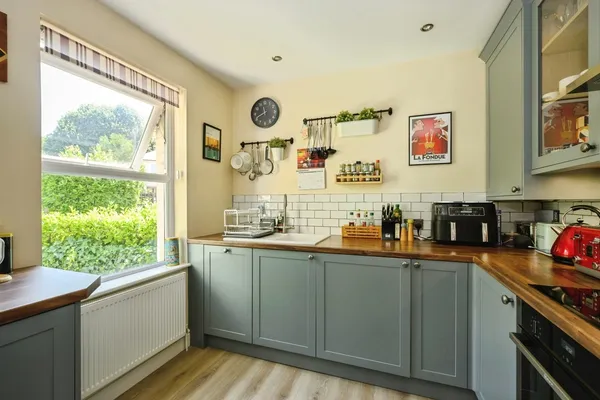 Grovehill Road, Redhill, Surrey, RH1