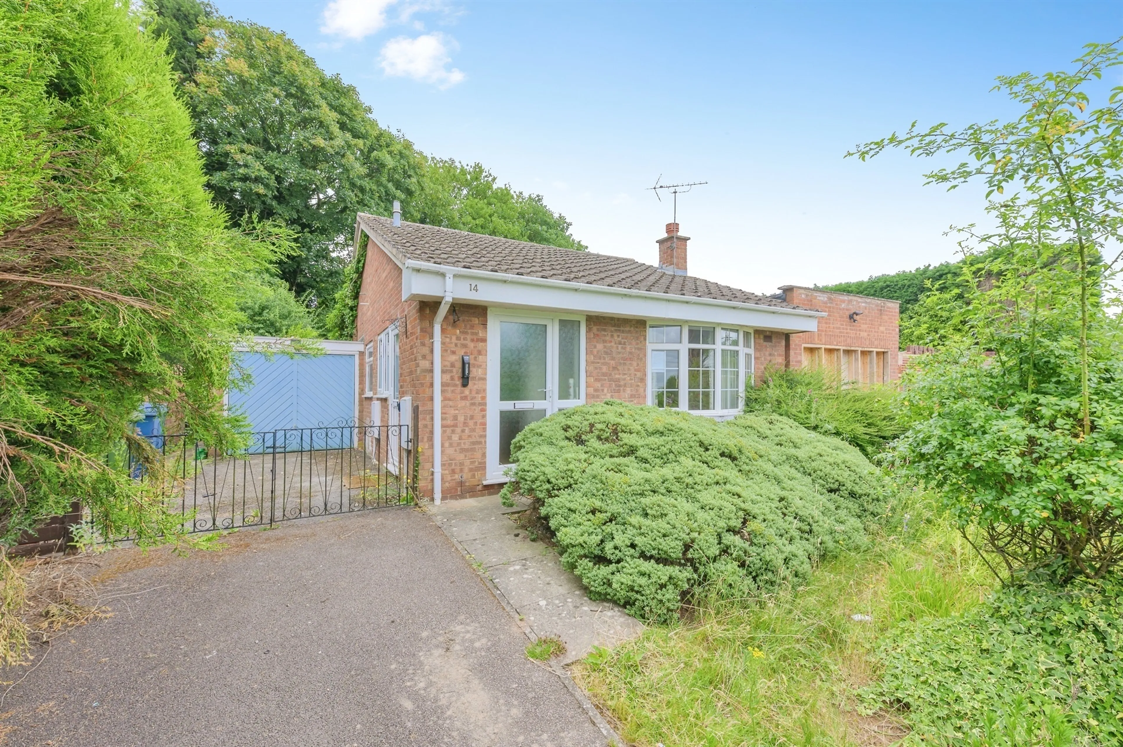 Property photo 0