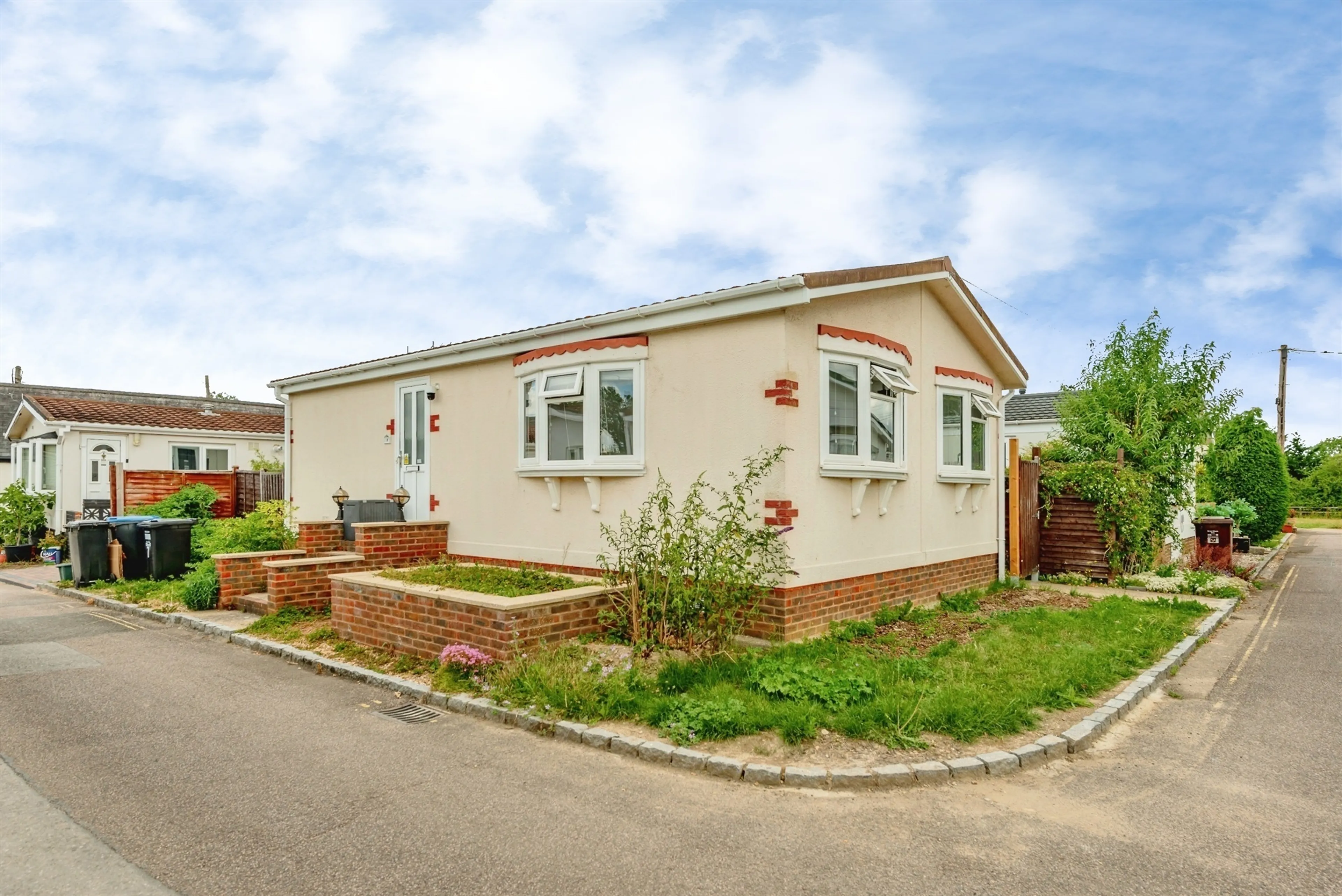 Property photo 0