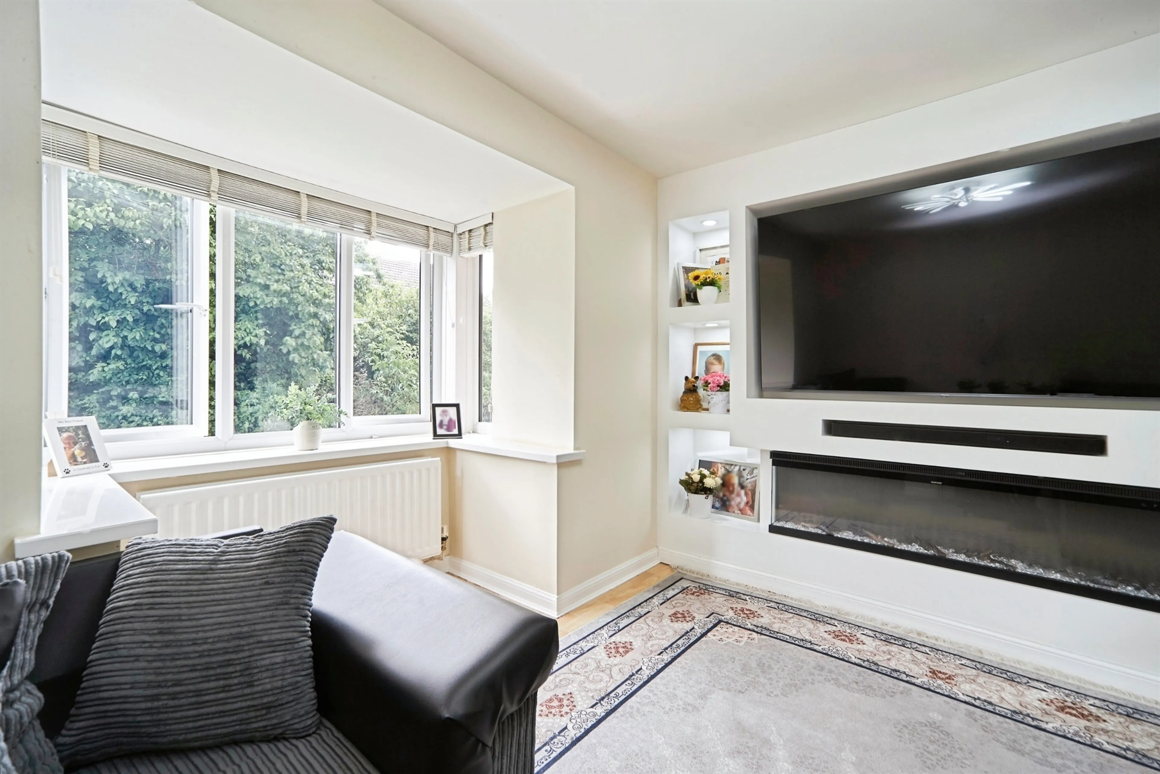 Property at Tyersal Lane, BRADFORD