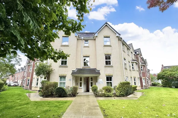 Maryport Drive, Timperley
