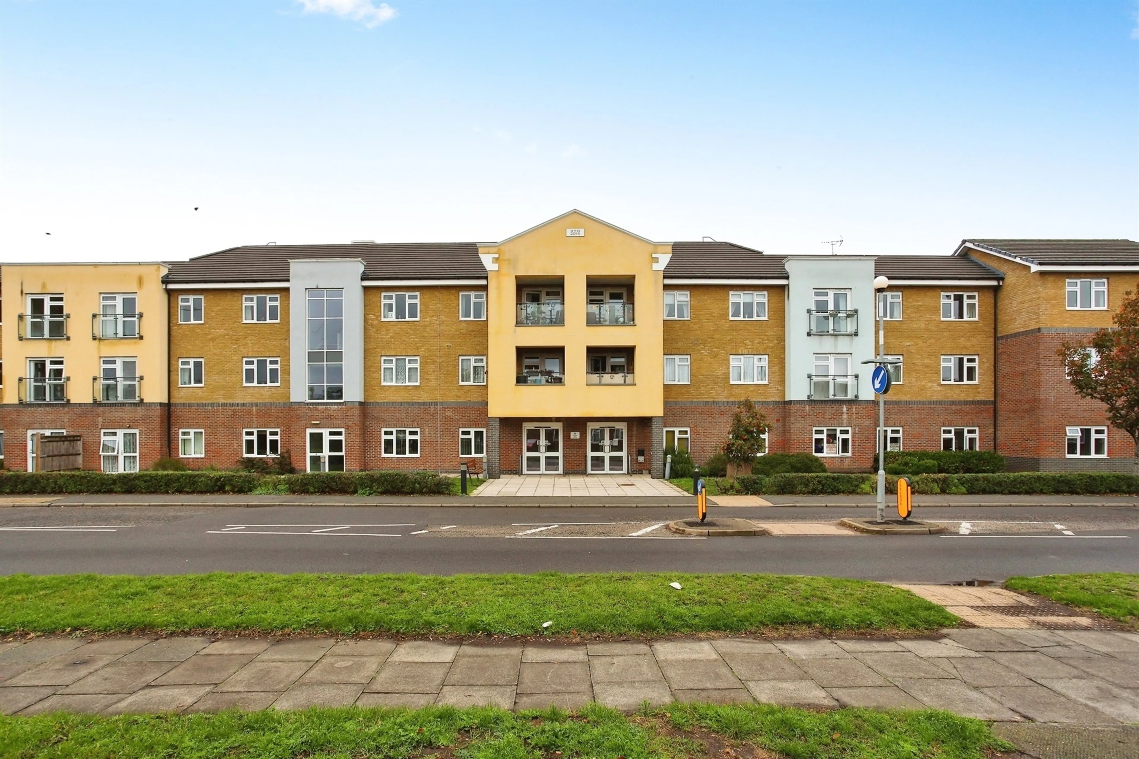 Property photo 0