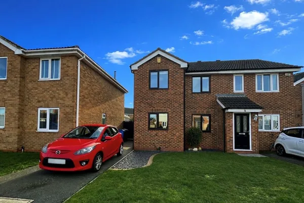 St Albans Close, Nottingham, NG10