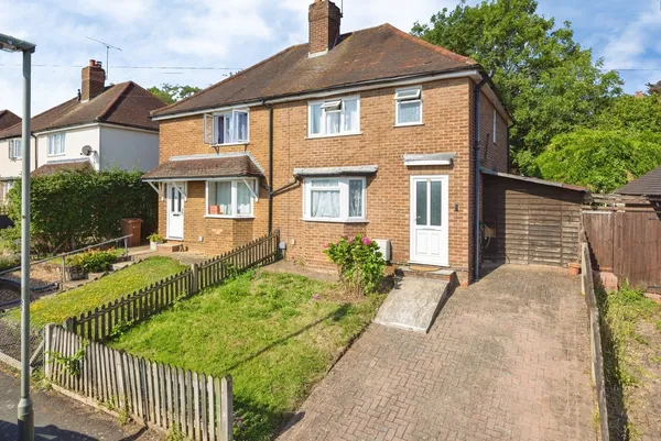 Woodside Road, Guildford, Surrey, GU2