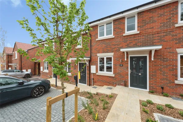 Chobham Road, Frimley, Camberley, Sur...