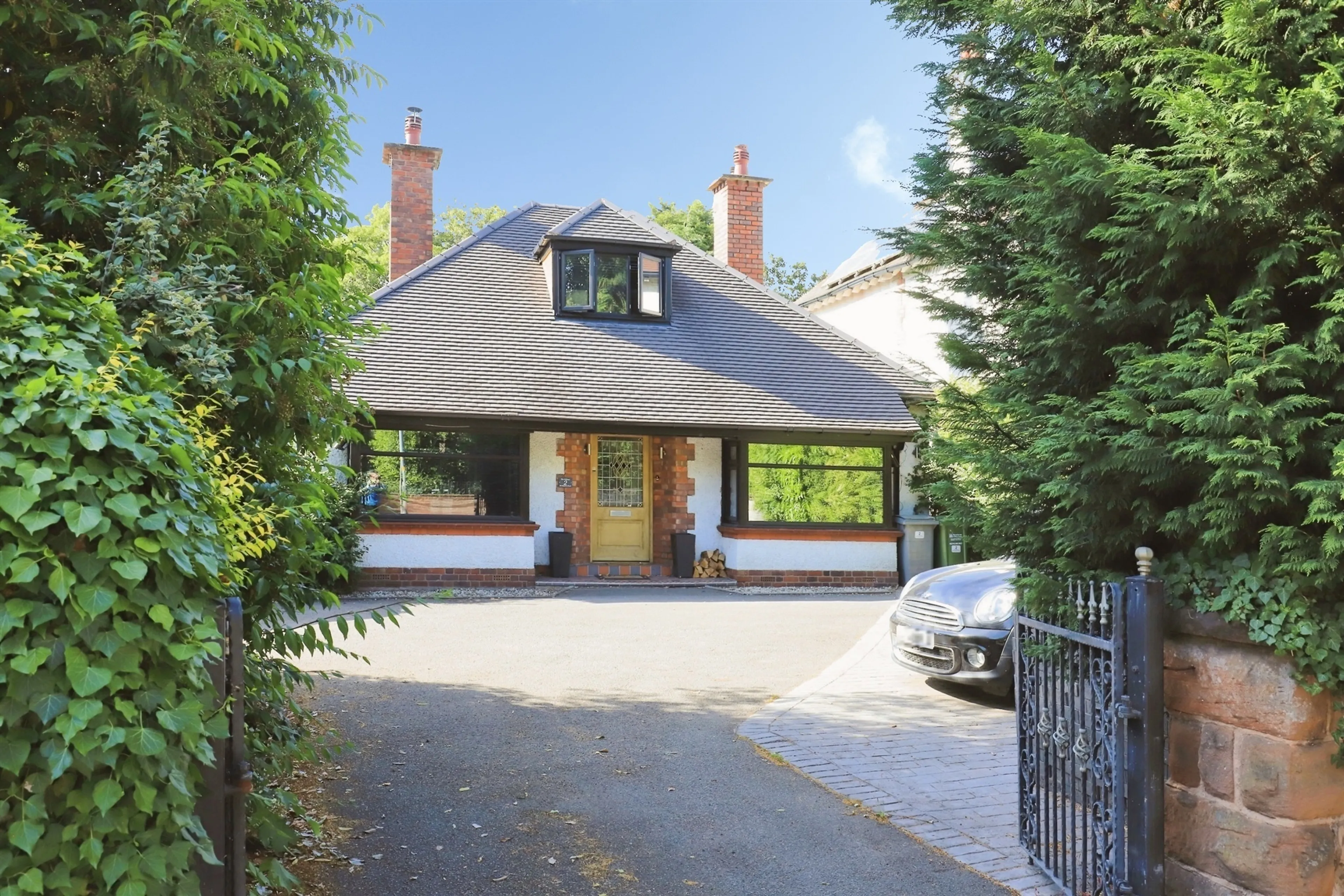 Property photo 0