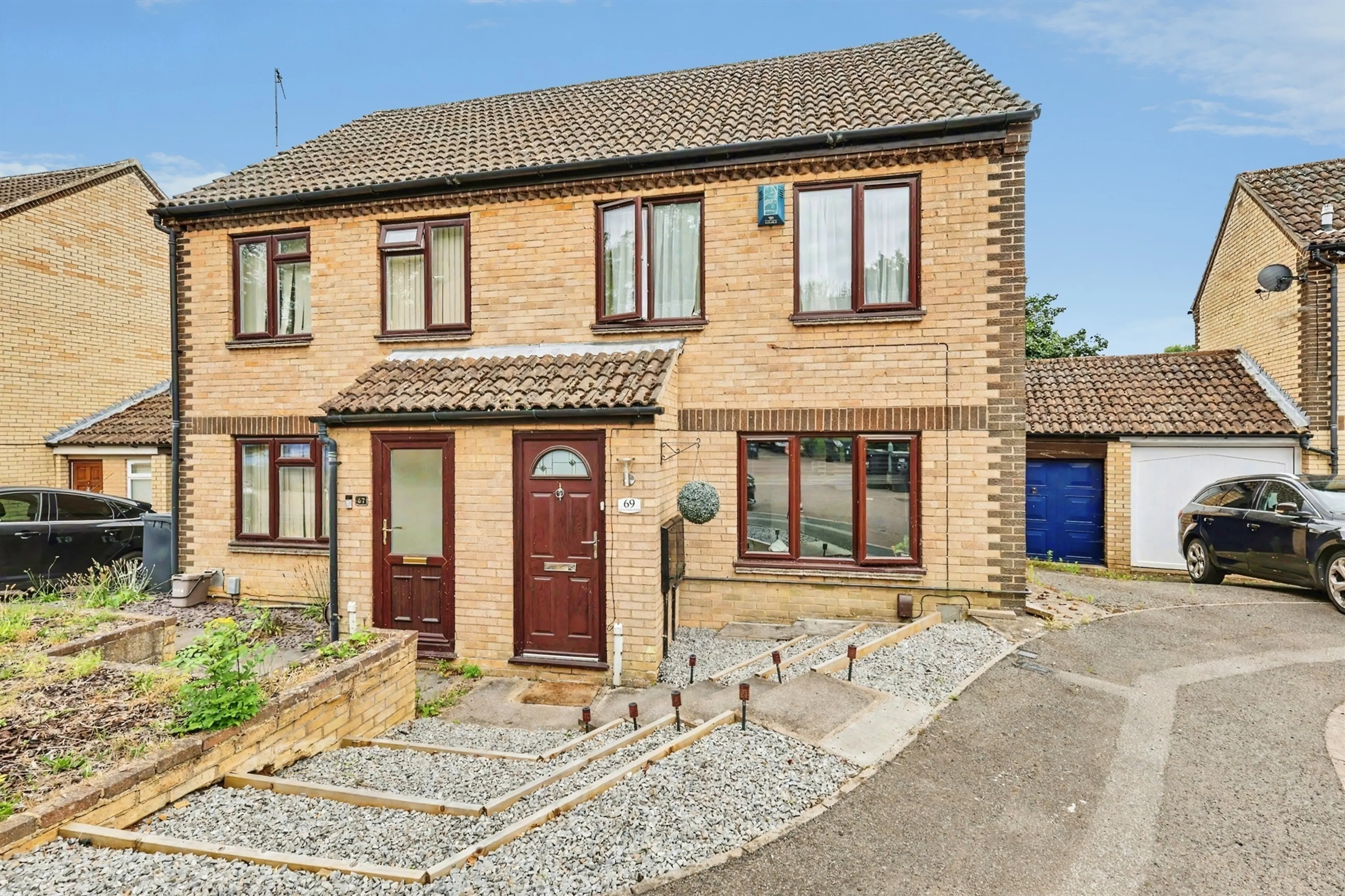 Property photo 0