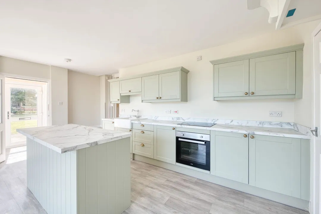 https://mr0.homeflow-assets.co.uk/files/photo/image/47755/3028/_x_/DSC_9918_HDR-41.jpg