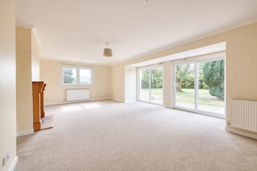 https://mr0.homeflow-assets.co.uk/files/photo/image/47755/3039/_x_/DSC_9743_HDR-19.jpg