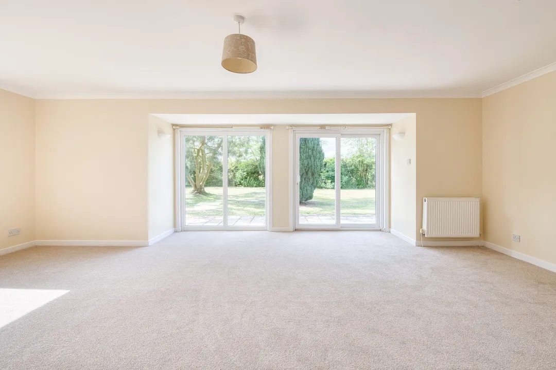 https://mr0.homeflow-assets.co.uk/files/photo/image/47755/3040/_x_/DSC_9763_HDR-22.jpg