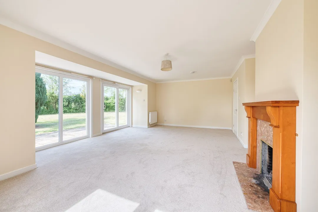 https://mr0.homeflow-assets.co.uk/files/photo/image/47755/3041/_x_/DSC_9798_HDR-26.jpg