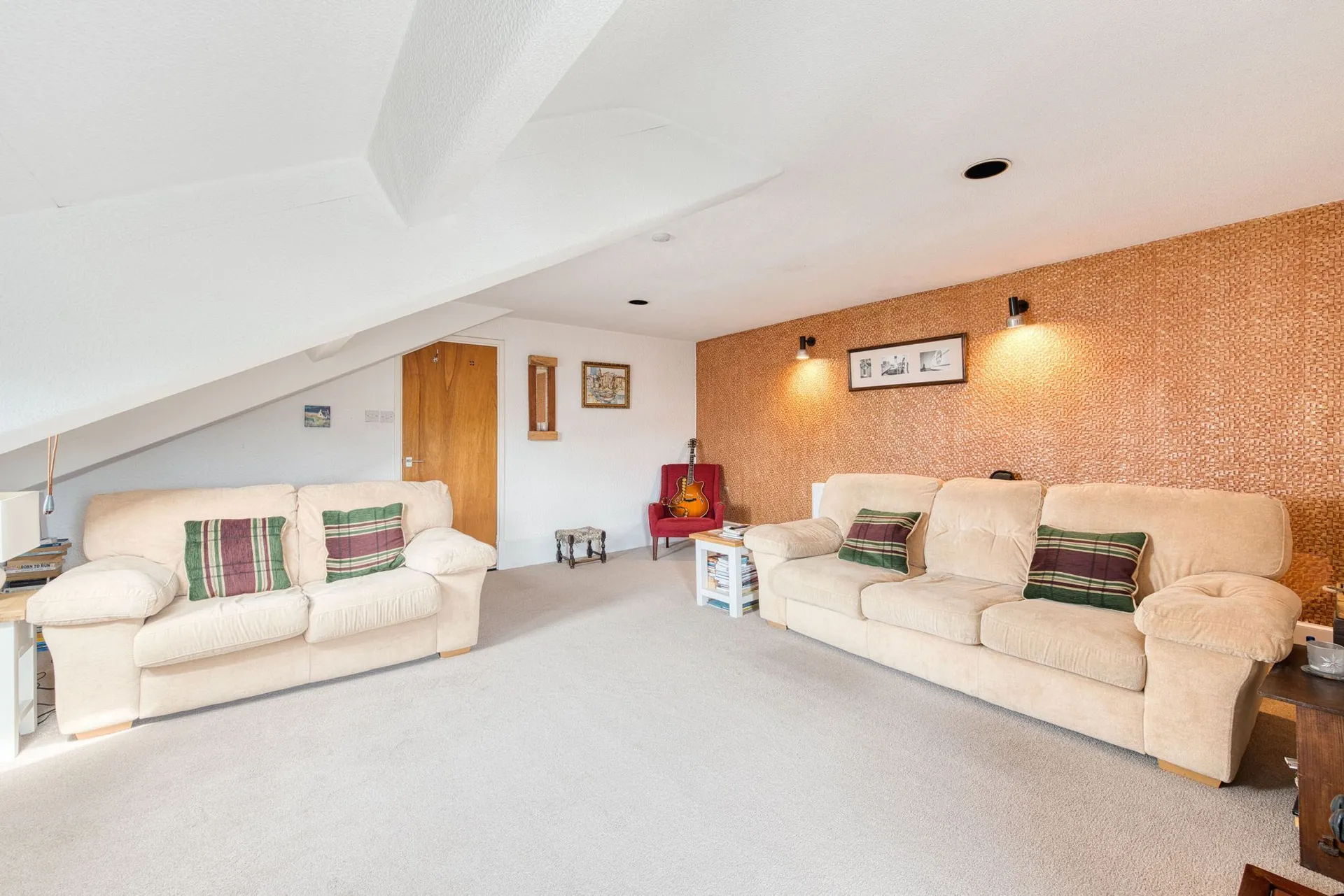 Property photo top 3