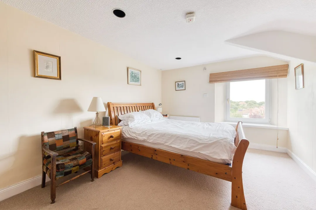 https://mr0.homeflow-assets.co.uk/files/photo/image/47755/4235/_x_/DSC_8186_HDR-67.jpg