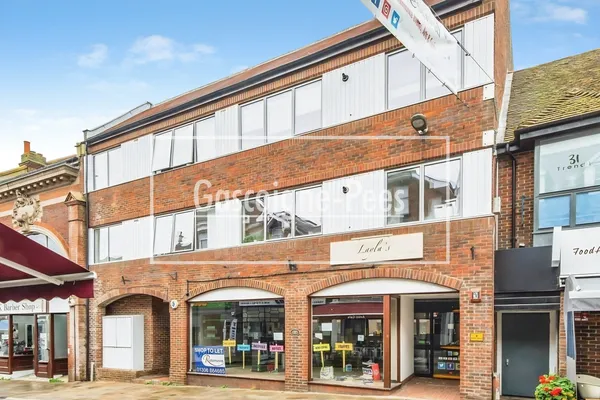 Highstreet, Leatherhead