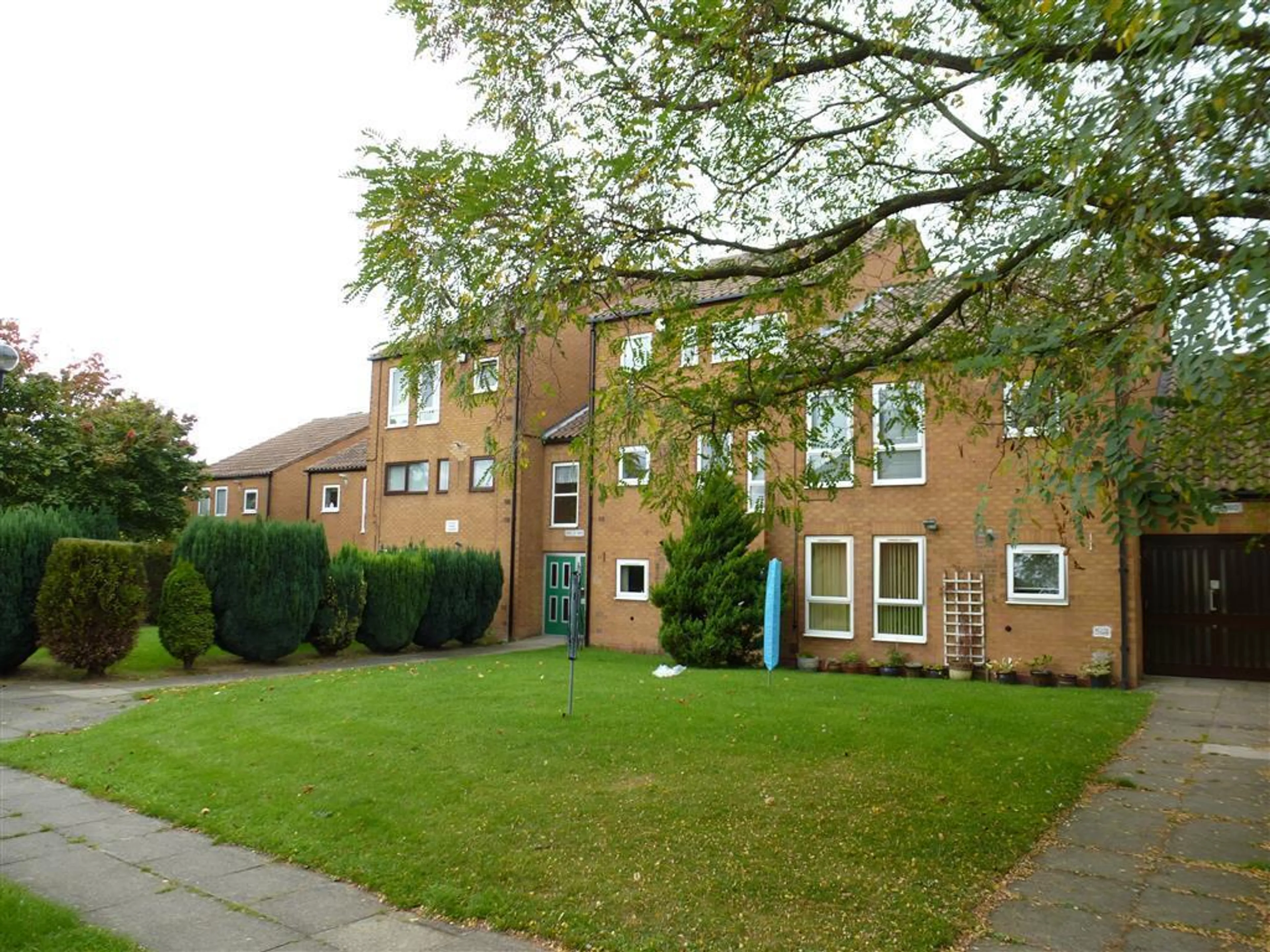 Property photo 0