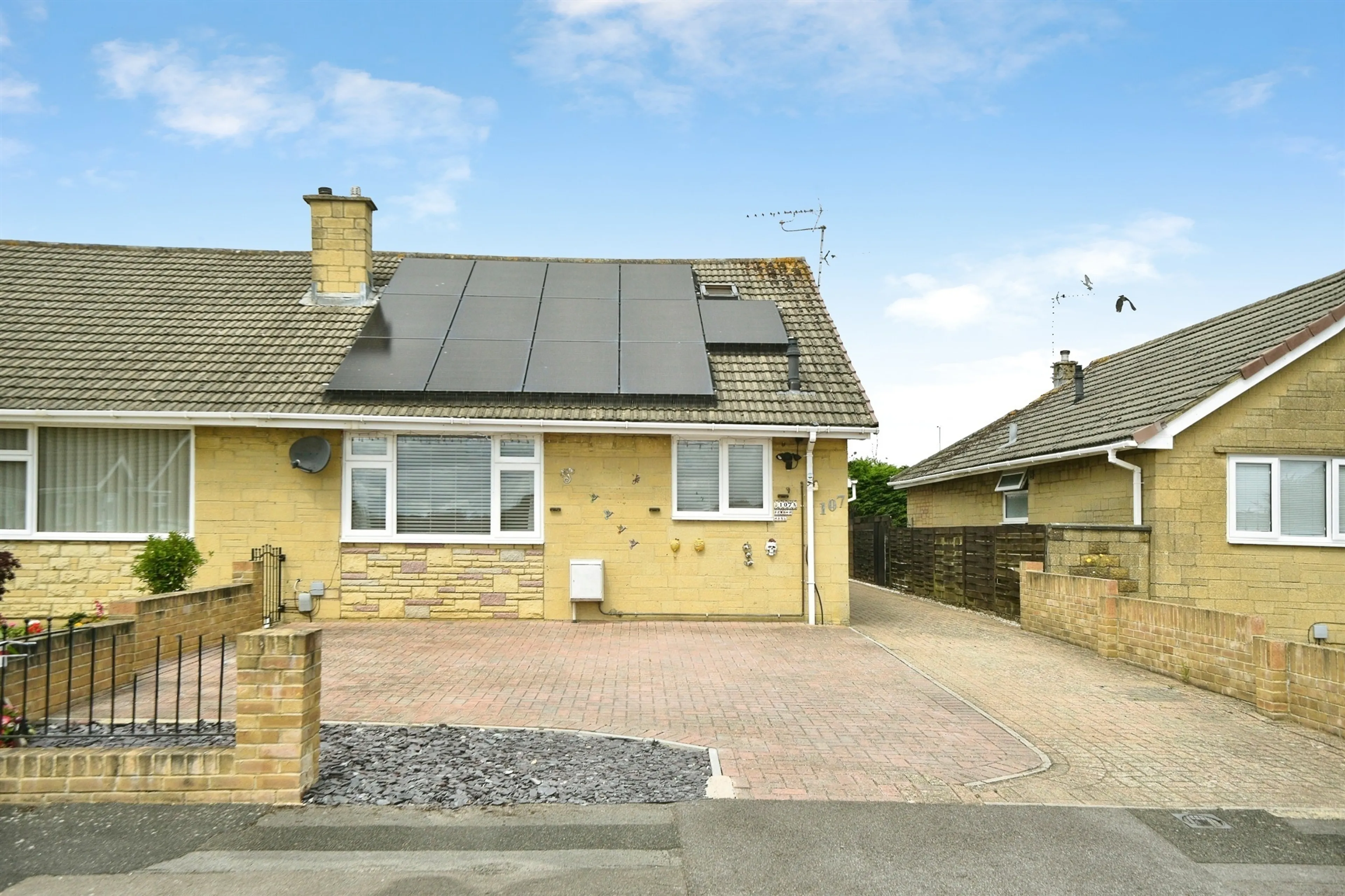 Property photo 0