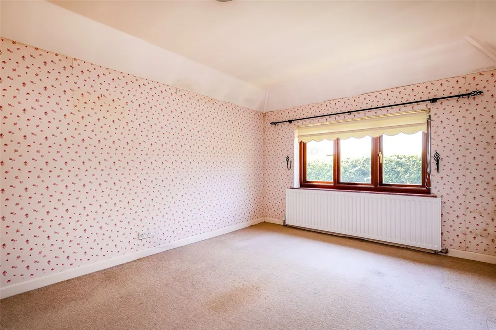 Property carousel item 20