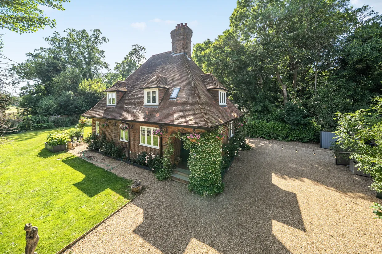 High Elms Lane, Watford, WD25 photo 1