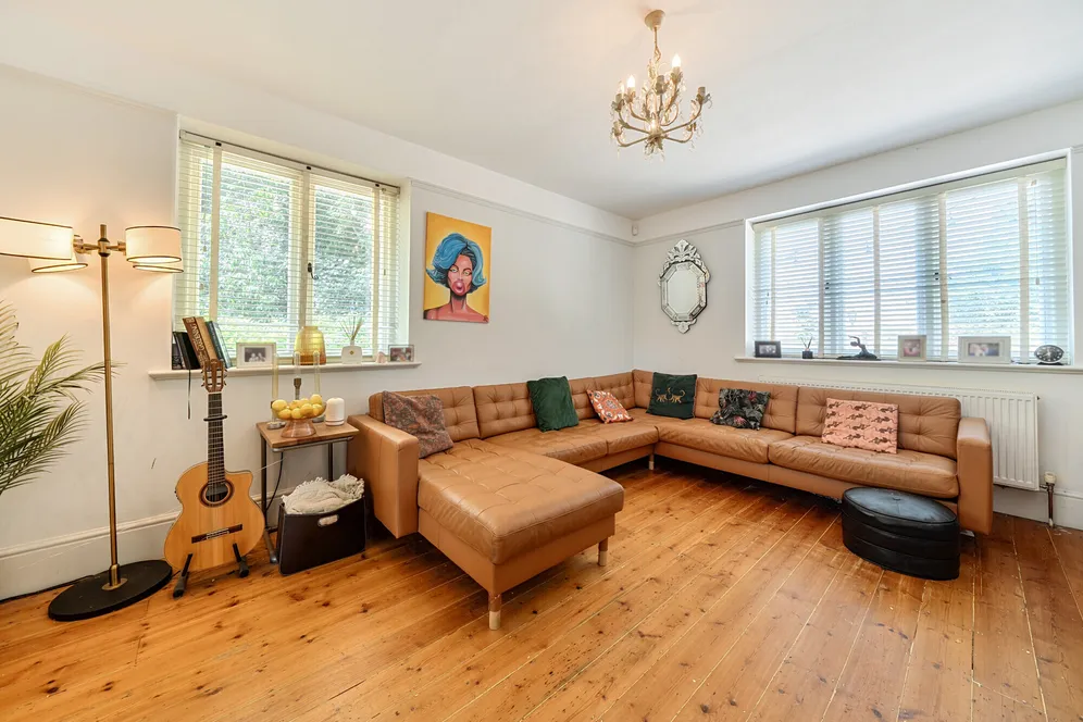 High Elms Lane, Watford, WD25 photo 3