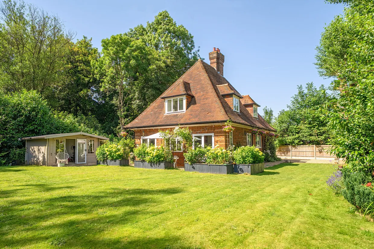 High Elms Lane, Watford, WD25 photo 4