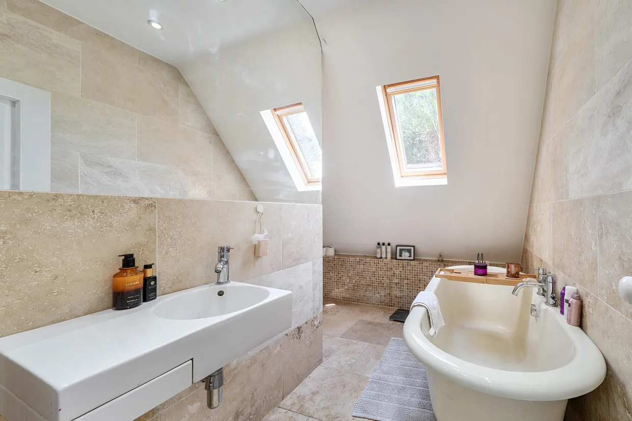 High Elms Lane, Watford, WD25 photo 8