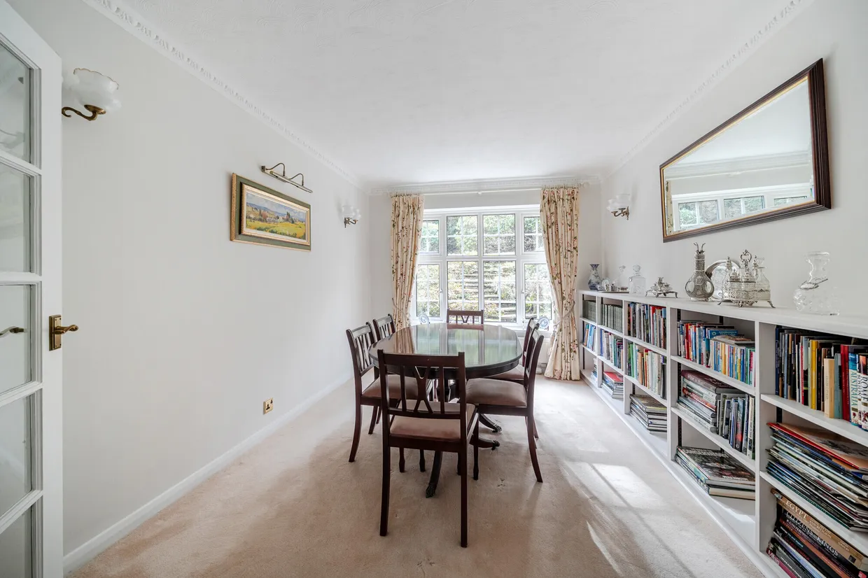 Star Hill Drive, Churt, Farnham, GU10 photo 6